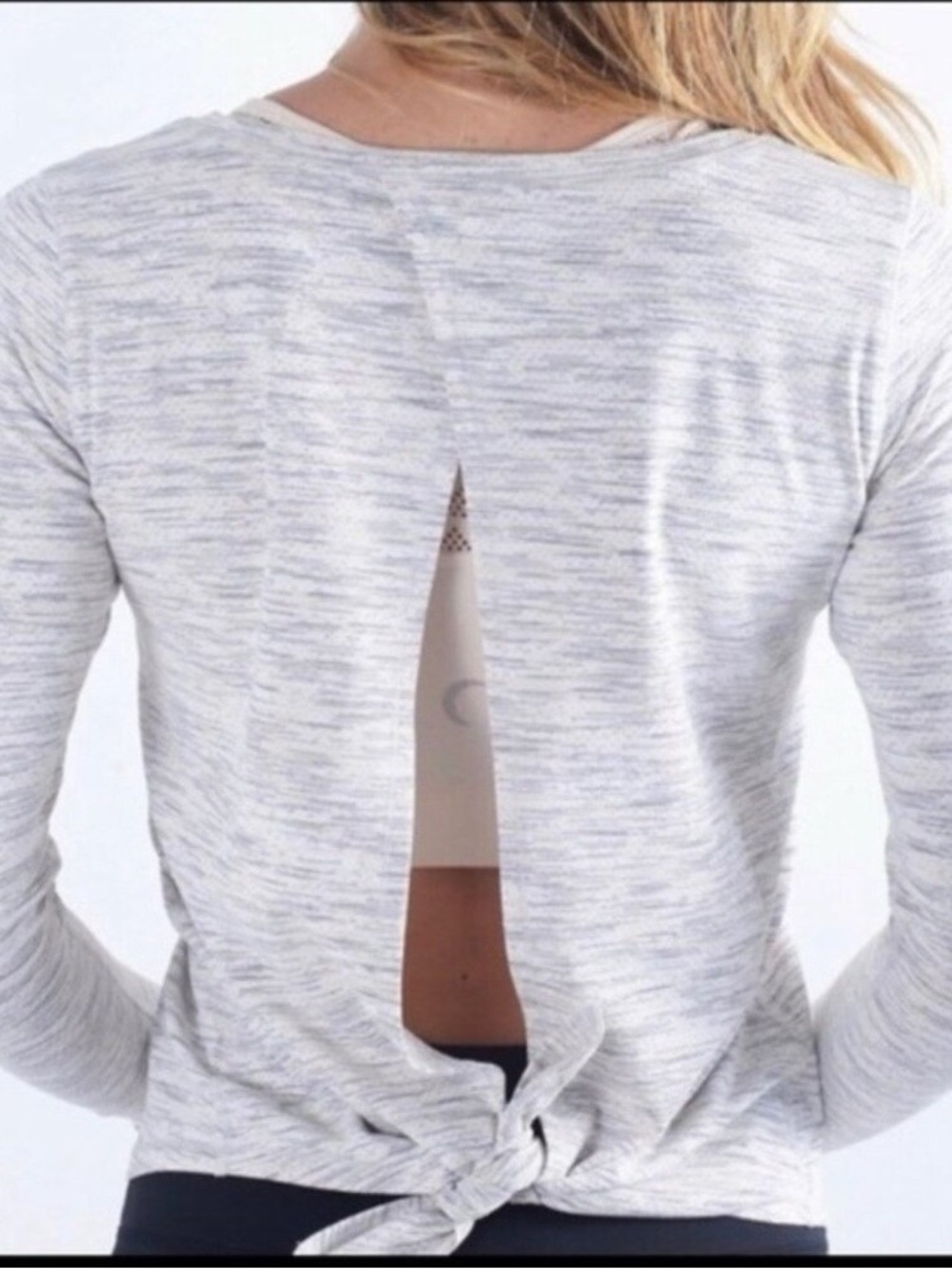 Zyia Open-Back Tie Hem Long Sleeve Top - Heather Light Gray